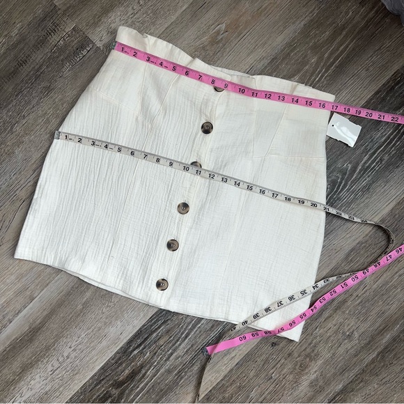 NWT Topshop button front mini skirt - Picture 4 of 7